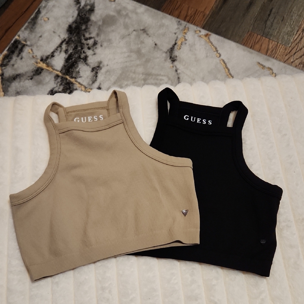 2 Guess Crop Tops S